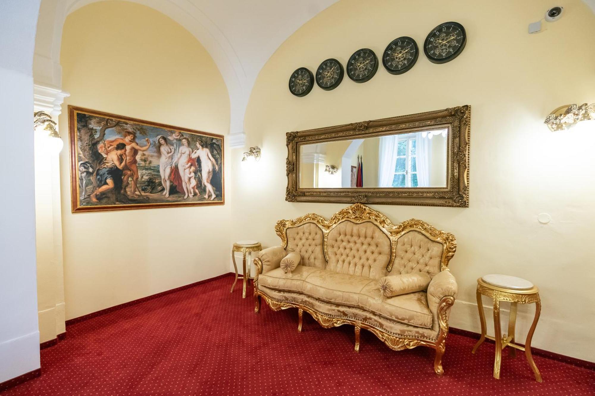 Zamek D'Este Chlum u Trebone Exterior foto