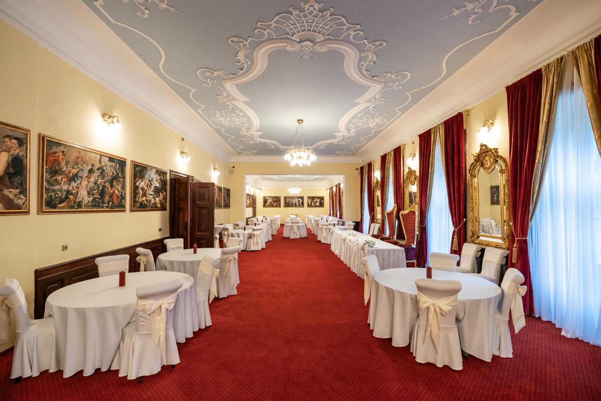 Zamek D'Este Chlum u Trebone Exterior foto